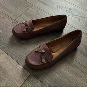 Women’s Slip on Shoes